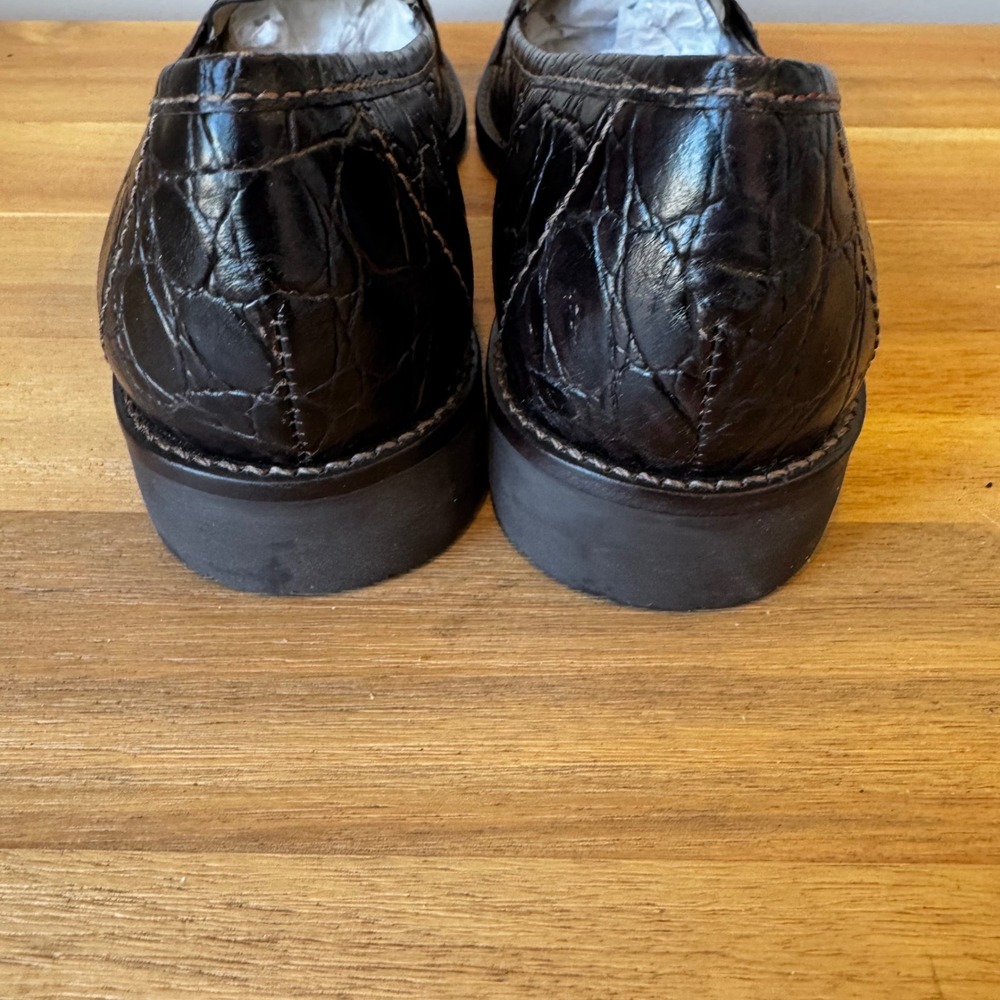Talbots Women 9 Dark Brown Croc Embossed Leather Tassel Loafers Low Heel Shoes - Picture 10 of 14